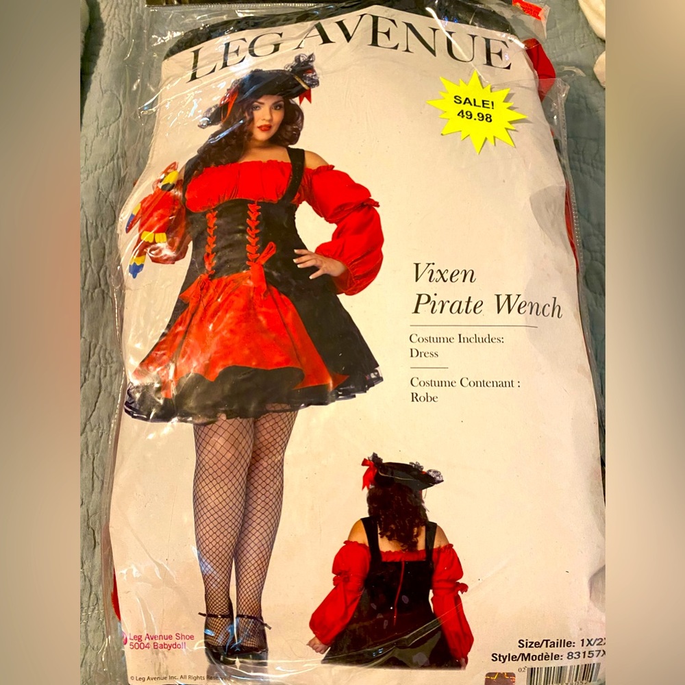 Plus size Vixen Pirate Wench Halloween Costume